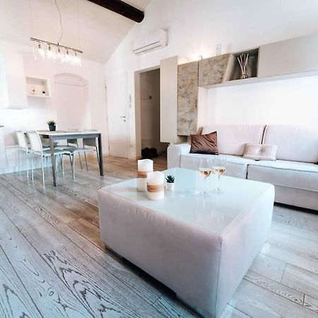 Loft Cavour - Teatro Ariston Lägenhet Sanremo Exteriör bild