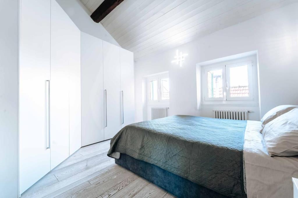 Loft Cavour - Teatro Ariston Lägenhet Sanremo Exteriör bild