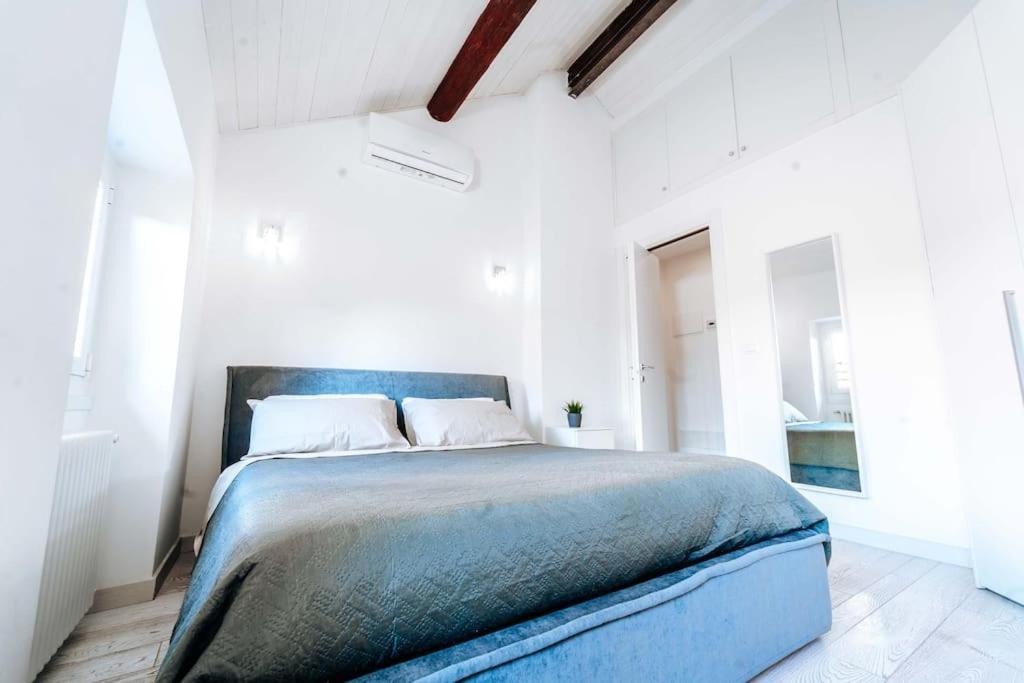 Loft Cavour - Teatro Ariston Lägenhet Sanremo Exteriör bild